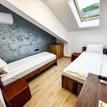 Motel Dalia Джилэу Экстерьер фото