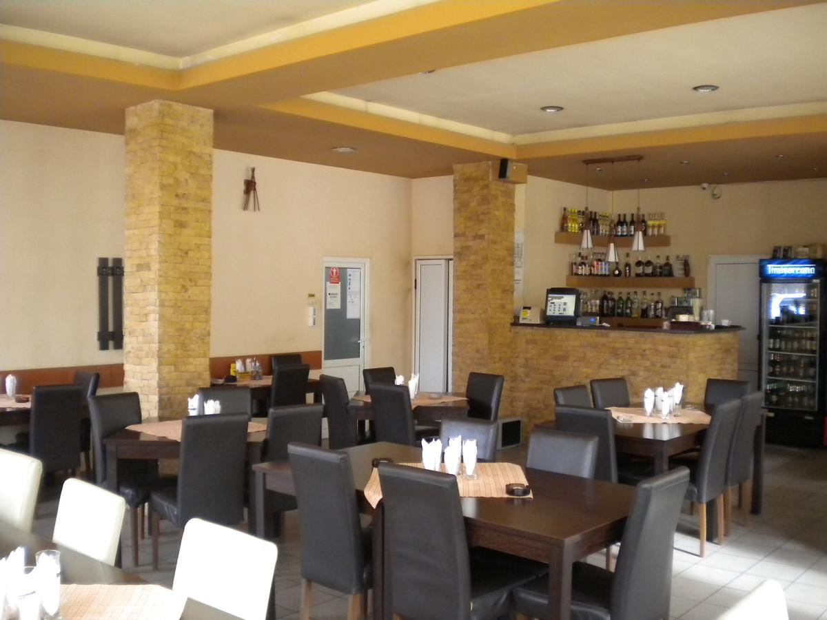 Motel Dalia Джилэу Экстерьер фото