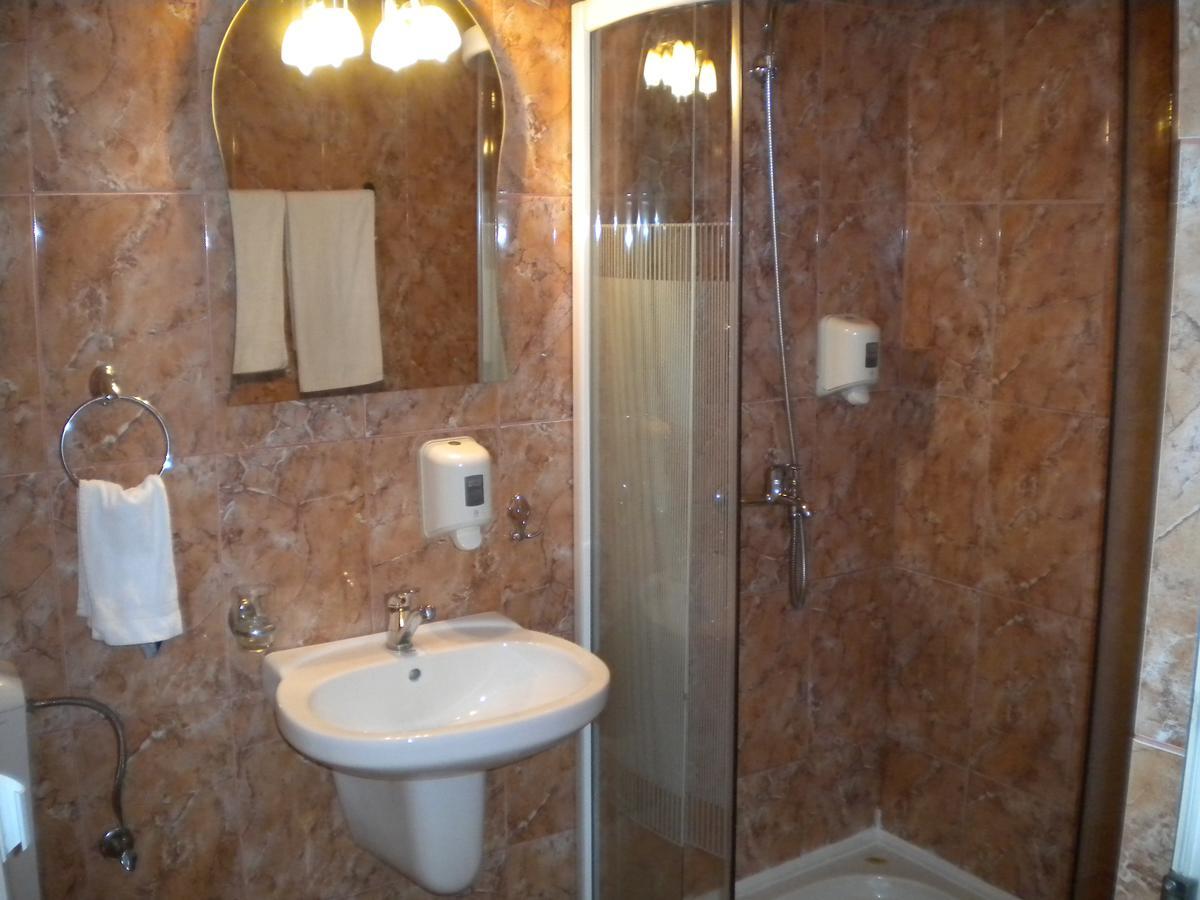 Motel Dalia Джилэу Экстерьер фото
