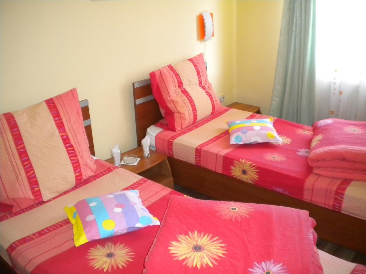 Motel Dalia Джилэу Экстерьер фото
